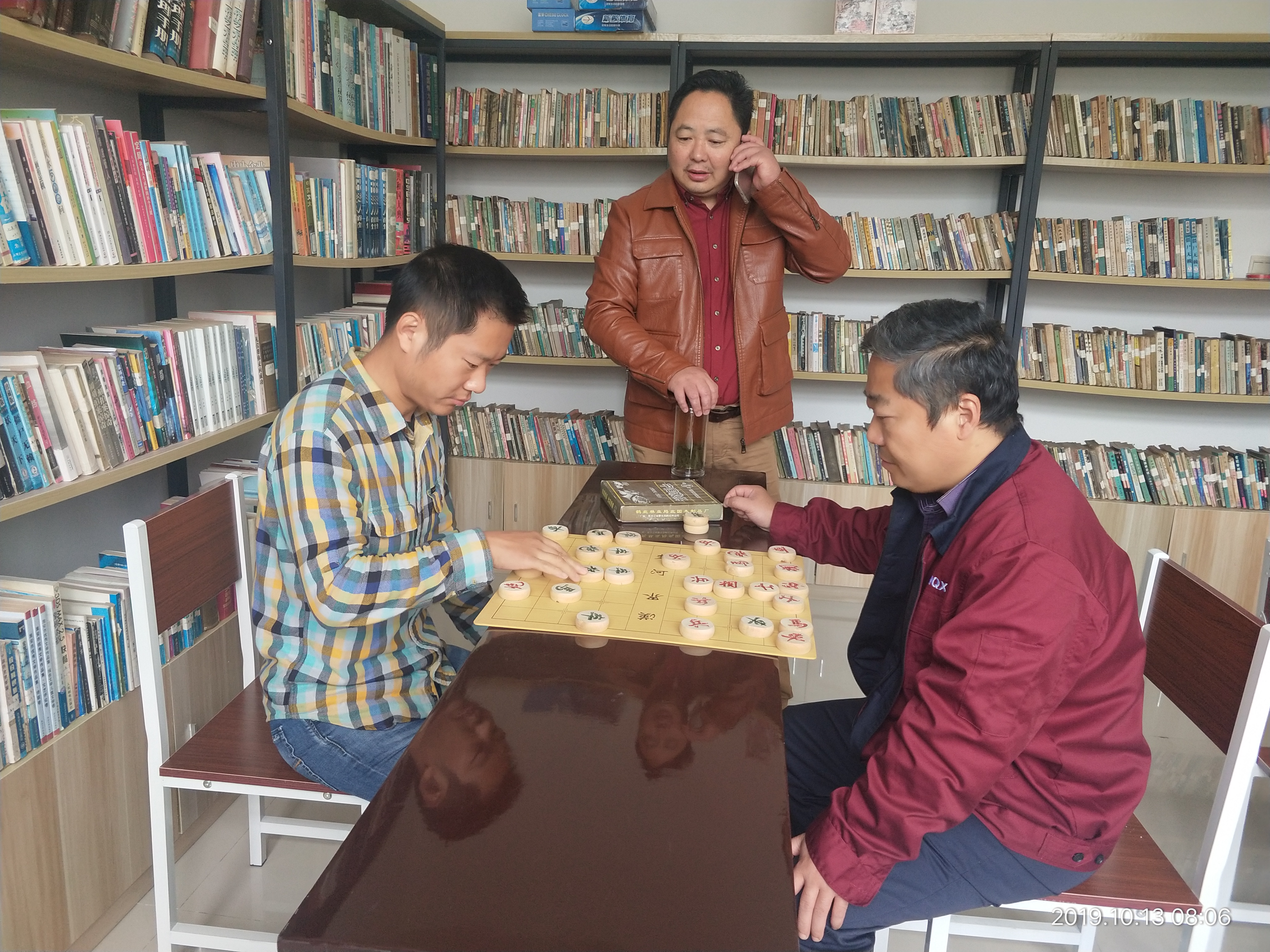 公司工会举办象棋比赛