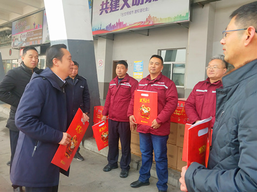 市总工会领导慰问公司一线员工