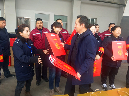 市总工会领导慰问公司一线员工