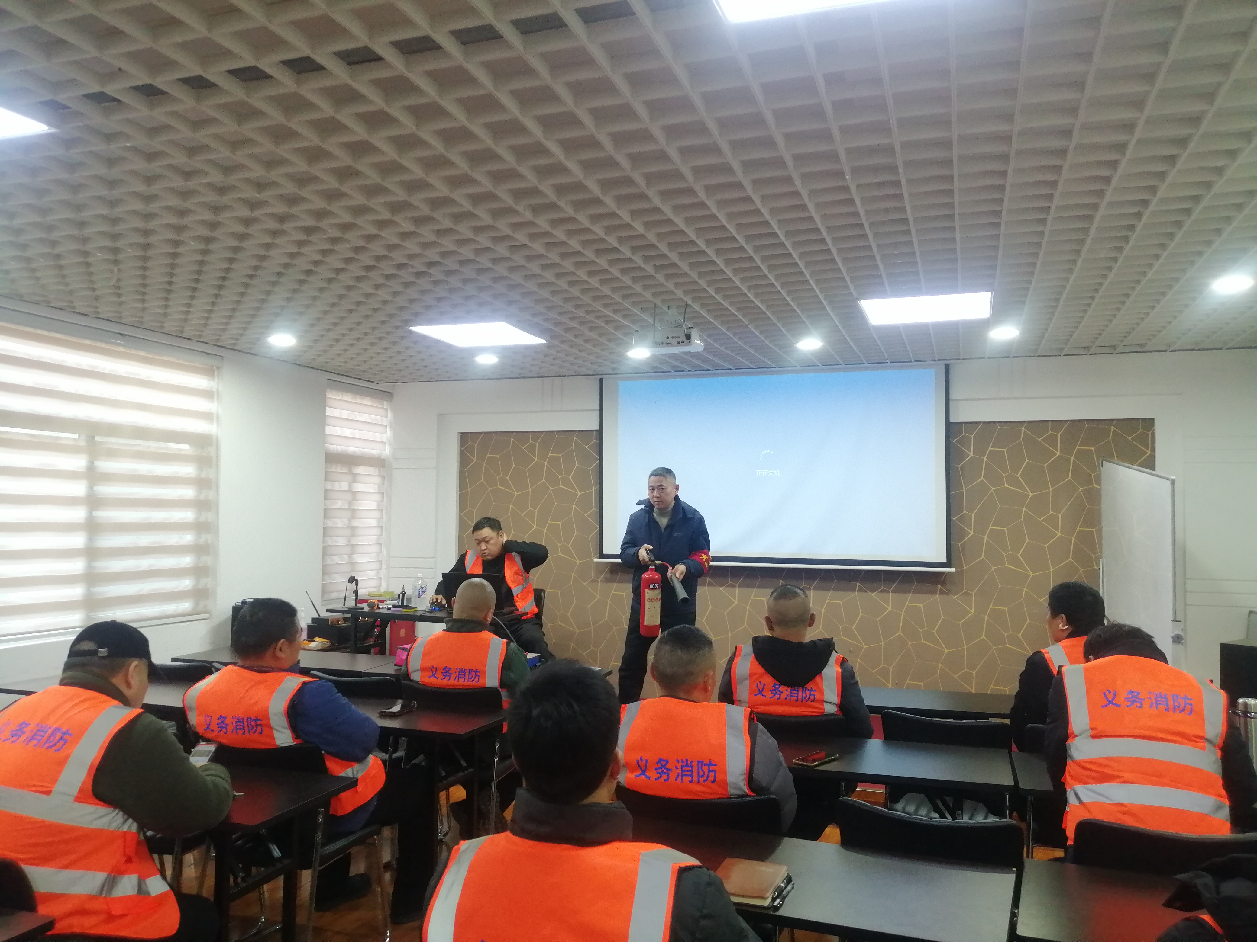 专职培训强技能 聚焦实战保安全 专职培训强技能 聚焦实战保安全